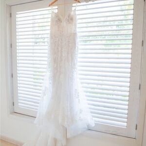 Elegant White Lace Wedding Dress